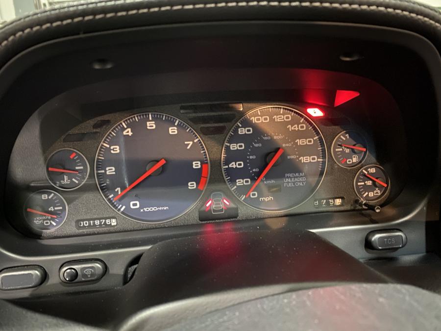 Панель приборов Acura NSX-T 2004 года  (фото 58 из 121)